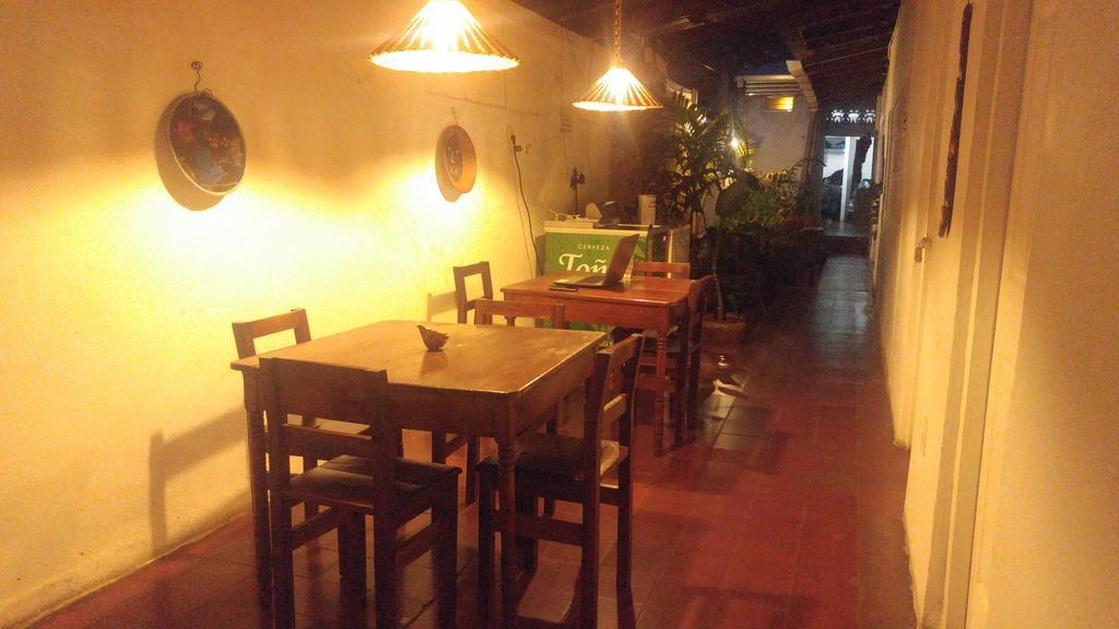 Casa Nica Leon Hostel Eksteriør bilde